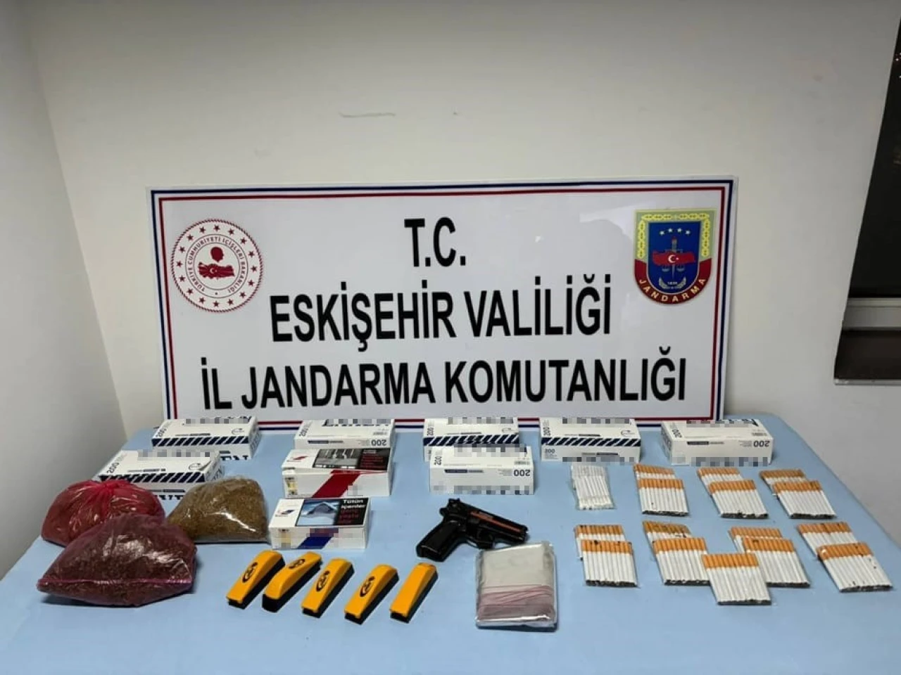 Eskişehir'de Kaçak Sigara Satmak İçin Müşteri Arayan Şüpheli Yakalandı