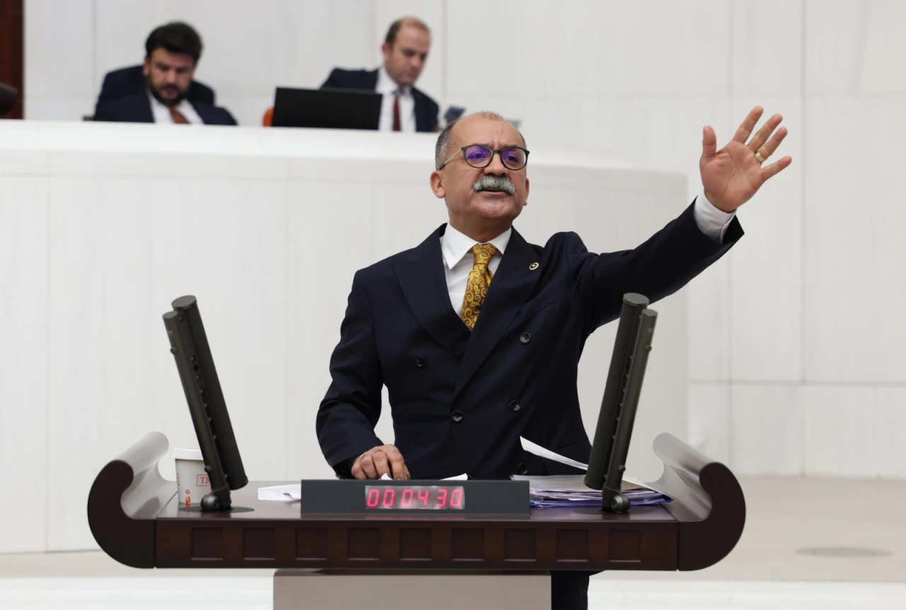 CHP’li Arslan’dan TBMM’de Bütçe Eleştirisi: “İktidarın Son Kullanma Tarihi Geçmiştir”