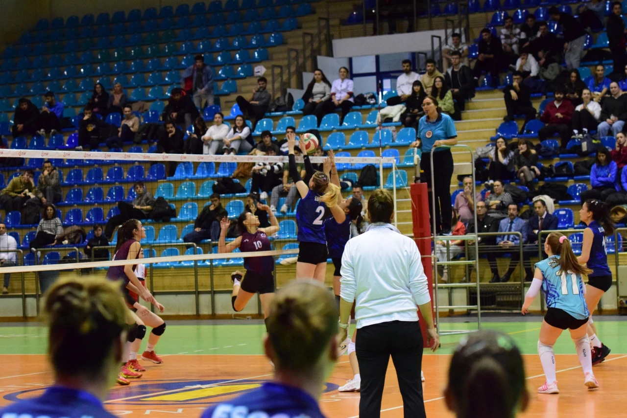 ÜNİLİG Voleybol Bölgesel Lig Müsabakaları ESOGÜ’de Başladı