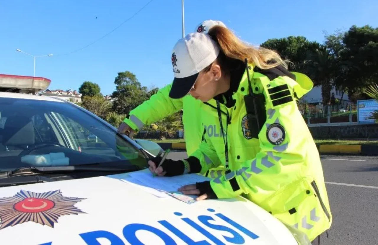 Eskişehir’de 1 Haftada 9 Bin Araç Denetlendi, 3 Bin 711 Cezai İşlem Uygulandı