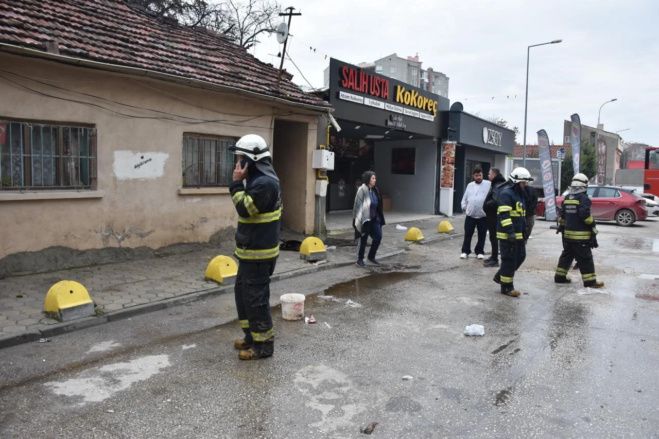 Eskişehir'de Müstakil Binada Çıkan Yangın Korkuttu