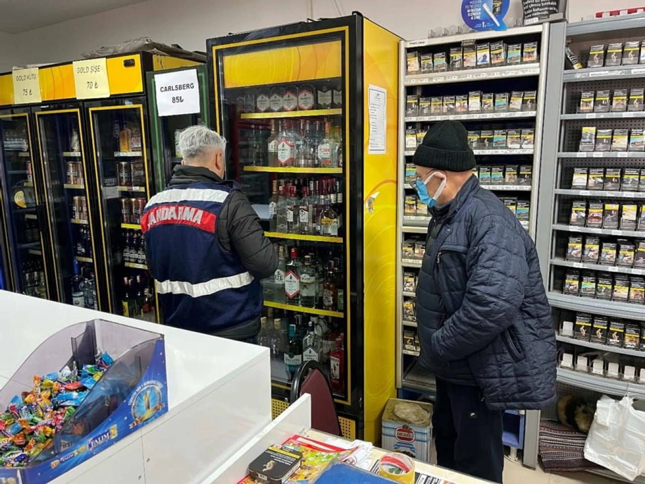 Eskişehir’de Kaçak ve Sahte Alkol Operasyonunda 40 Litre Etil Alkol Ele Geçirildi