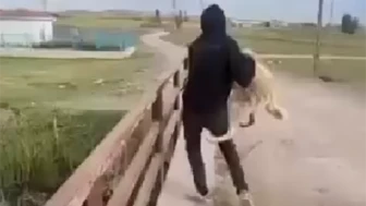 Köpeği Suya Atan 2 Kişiye Adli İşlem