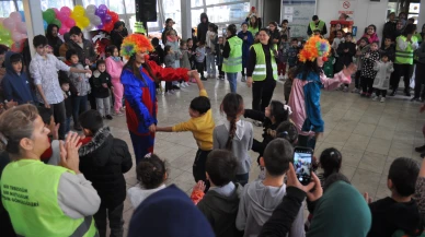 Eskişehir'de El Ele Veren Hayırseverler, 450 Çocuğa Unutulmaz Bir Gün Yaşattı