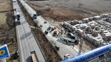 Eskişehir’de Feci Kaza: Lastiği Patlayan Tır Karşı Şeride Geçti, Sürücü Hayatını Kaybetti