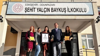 Eskişehirli Öğretmen Ebru Kapaklıkaya'ya Uluslararası Ödül