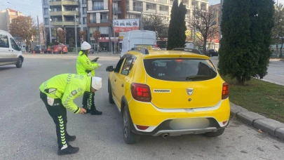 Polis Ekiplerince Eskişehir’de Kış Lastiği Denetimleri Başladı