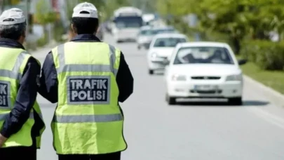 Eskişehir'de Trafik Denetimlerinde 8 Bin Ceza Kesildi