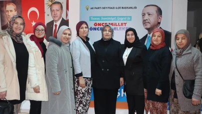 AK Parti Seyitgazi Kadın Kolları'nda Bayrak Değişimi